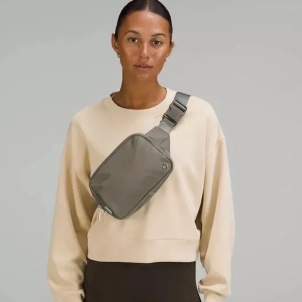 Lululemon Everywhere Belt Bag Large 2L - Grey Sage - NWT